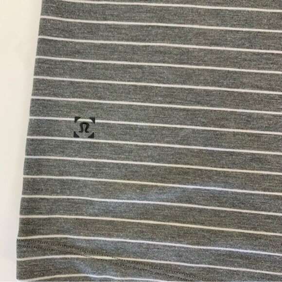 Lululemon Small Striped Polo Shirt Gray Western Logo Tennis Golf Preppy - Picture 4 of 4